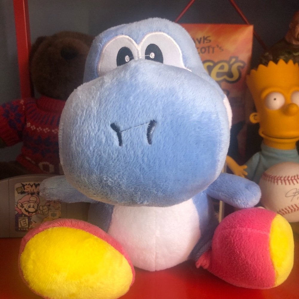 Yoshi Plush - Picture 4 of 5